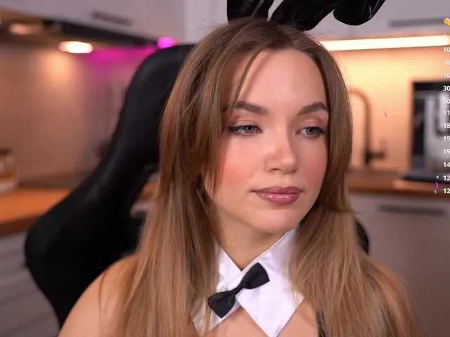 -Anitaraj- on BongaCams