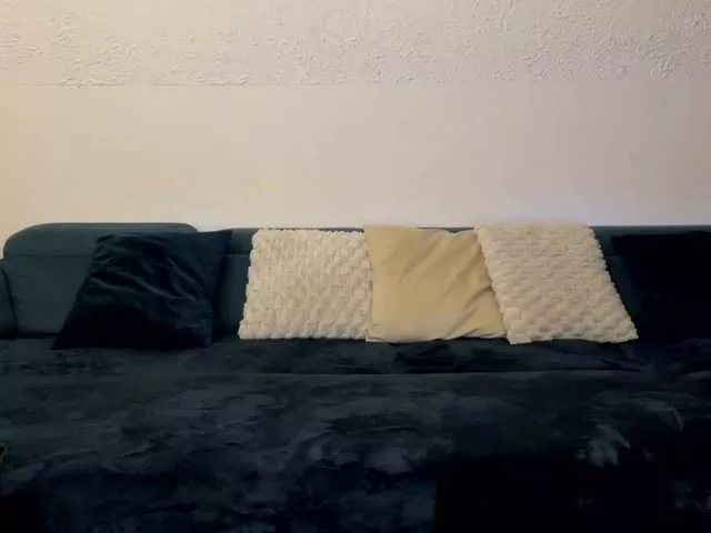 Andyvelvet on BongaCams