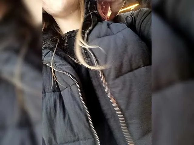 AnyaSweet18 on BongaCams