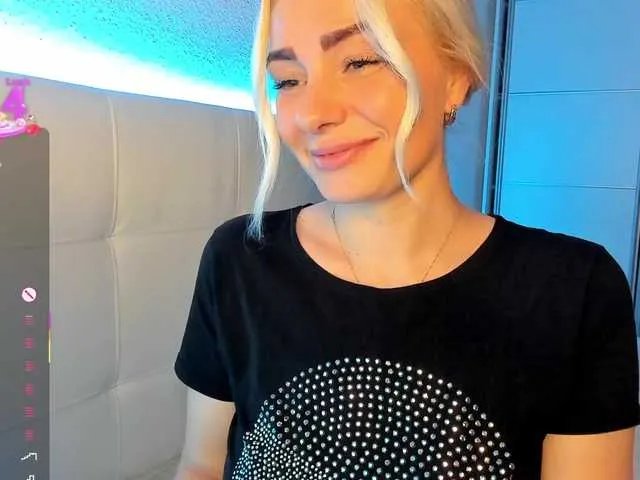 Dashulakiss1 on BongaCams