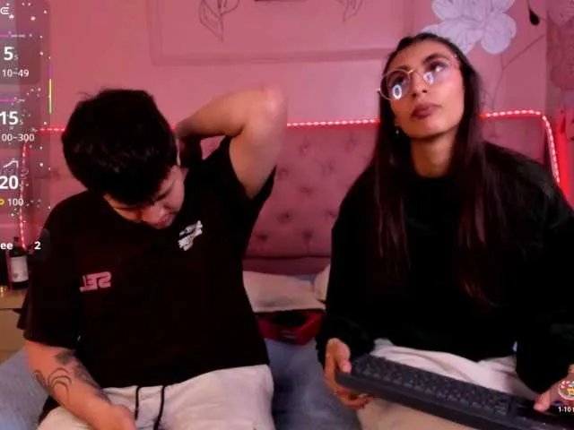 Ethan-N-Abby on BongaCams