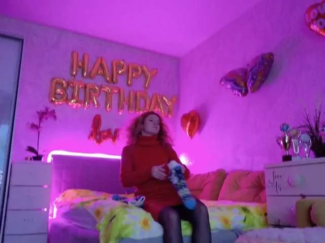 ladybigsmile — Thank You for DREAMS COME TRUE -  TOP 2 WON - to invite me in private chat first - tip 500 tokens in free chat!