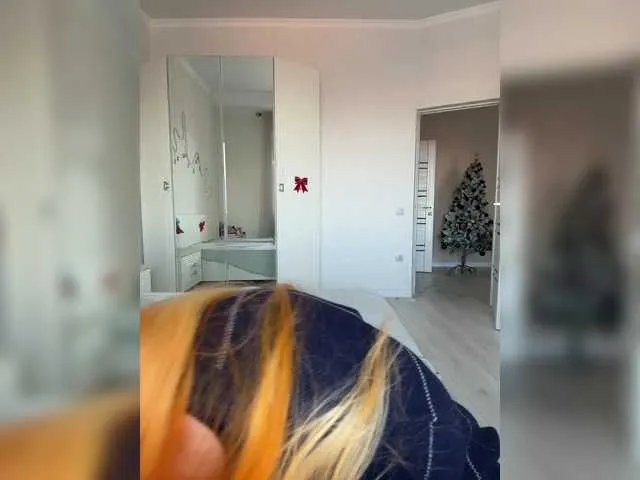 LunaLu13 on BongaCams