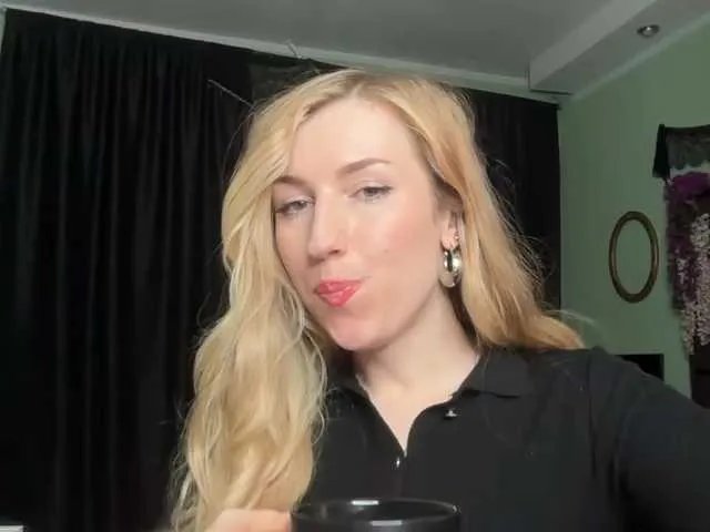 MissKetam1ine — Have you ever been in love (with a toy)?#mistress #bigass #blonde