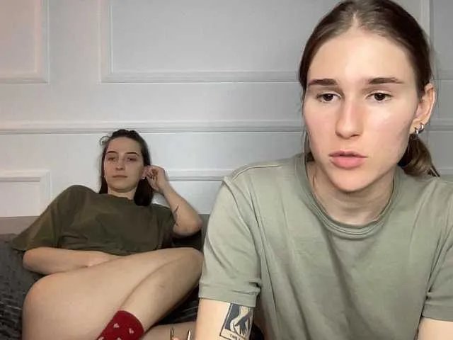 yoursweettreats — hello:)toy work from 10 tk! check tip menu for commands :) in pvt lesbian show, if u want anything else let me know before pvt what do u wanna see :) follow from 1000 spent tk ;)