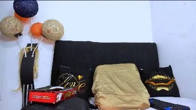 Kylie_Jen —  #ass #spanking #bigass #deepthroat #squirt #anal