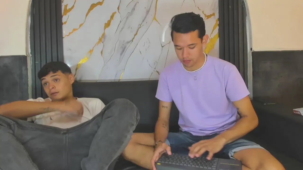 LostresBigBoys on Cam4