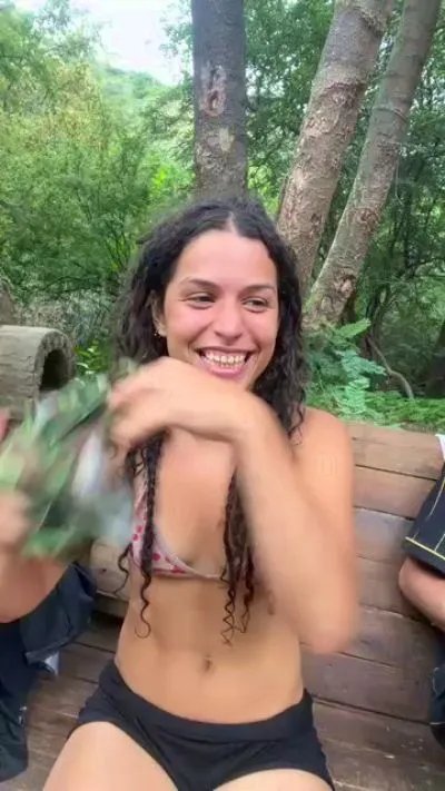 Ninfi — Freechat on Cam4