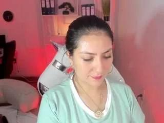 adda-girl on CamSoda 