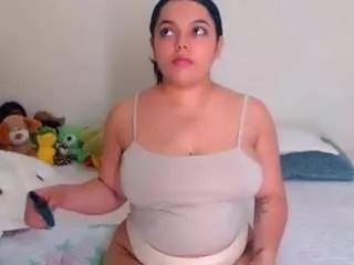 agatha-frank on CamSoda 