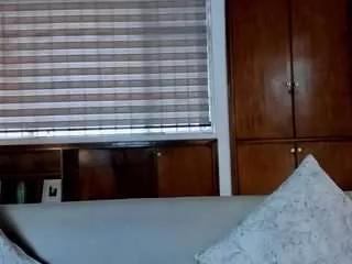 aida-jones on CamSoda 