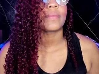 alahia-rivera on CamSoda 