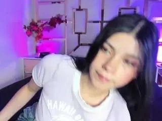 alexandra-venuss on CamSoda