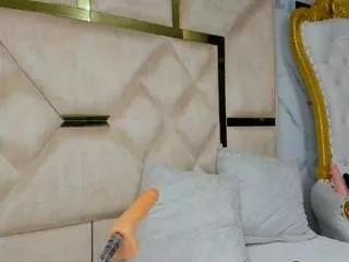 allison69ts on CamSoda 