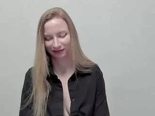 babekitty on CamSoda 