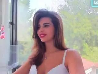 bella-posh on CamSoda 