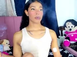 blooond on CamSoda 