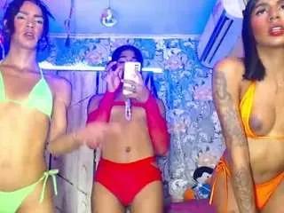 bunnysexyxzx on CamSoda