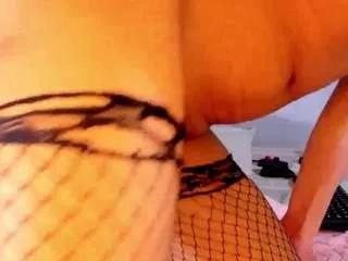 callmenora on CamSoda 