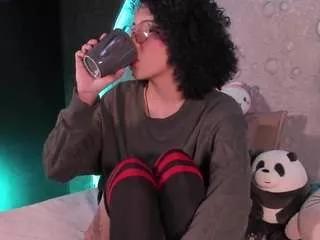 emma-nakamura on CamSoda 