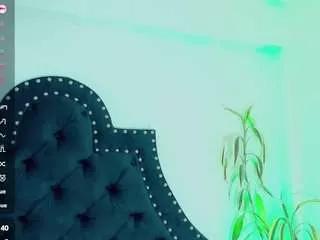 emmasaenz on CamSoda 