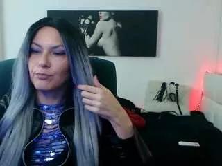 goddessevelyn01 on CamSoda 