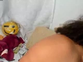 hallestrawberry on CamSoda 