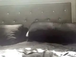 hotpinkcheeto on CamSoda