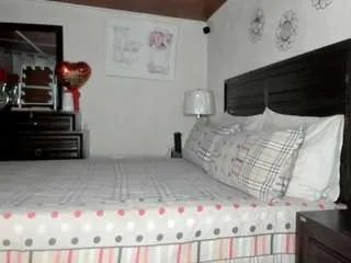 iluvsaffire-bleu on CamSoda