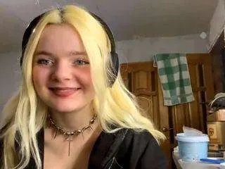 juliettesalim on CamSoda