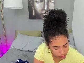 karolclaris on CamSoda 