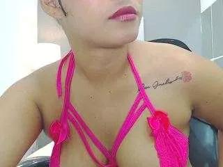 karolclaris on CamSoda 