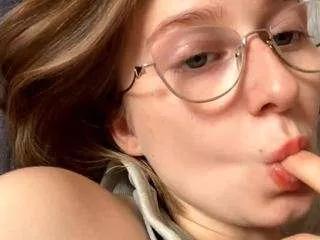 kattie-big-boo on CamSoda