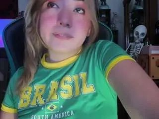 kristen1994 on CamSoda