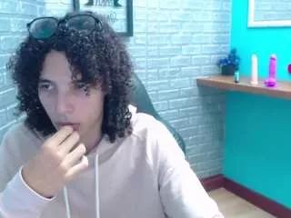 kurttmiller on CamSoda