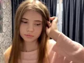 leilafairall on CamSoda 