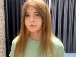 leilafairall on CamSoda 