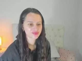lizzafox on CamSoda 