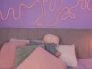 mai-higurashi on CamSoda