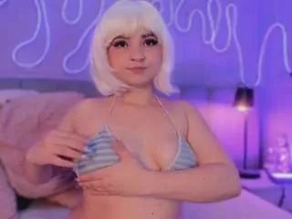 mai-higurashi on CamSoda