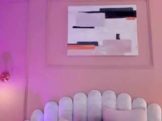 mara-brooks on CamSoda 