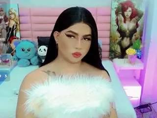 miss-adriana on CamSoda 