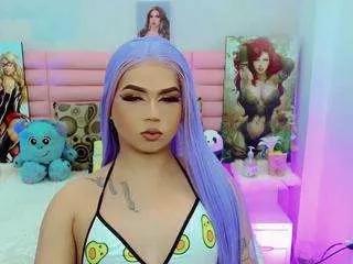 miss-adriana on CamSoda 
