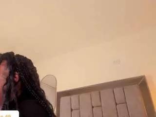 miss-mian on CamSoda 