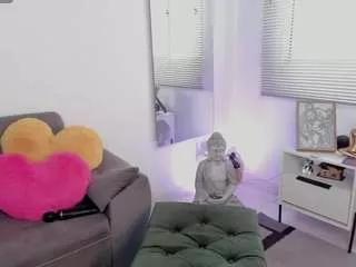 missvaleriewatts on CamSoda 
