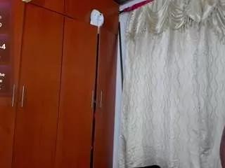 monicalinda on CamSoda