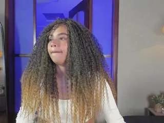 nayahh on CamSoda 