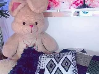 ninacampbell on CamSoda 
