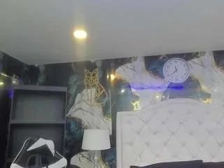 rave-connor on CamSoda