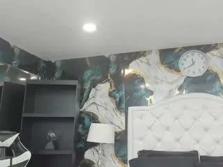 rave-connor on CamSoda